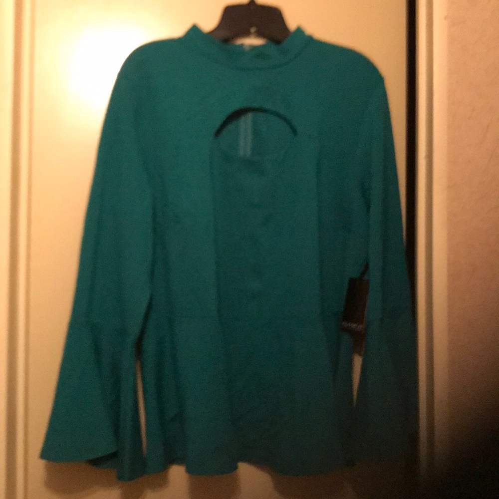 Belle sleeve top